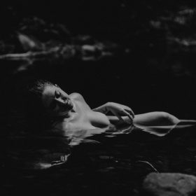 naked woman Currumbin forest pool dark